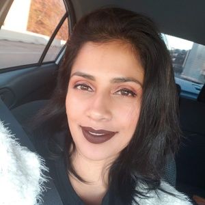 Meet your Posher, Jasmine